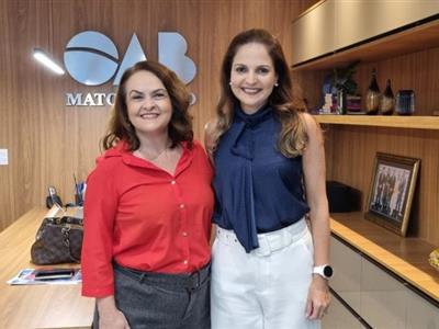 Foto da Notícia: Gisela Cardoso recebe a presidente do CRO 