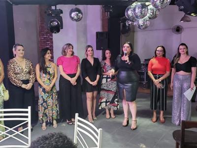 Notícia destaque: Advogadas fortalecem elo com mulheres de Cáceres em Talk e Happy em alusão ao Mês da Mulher